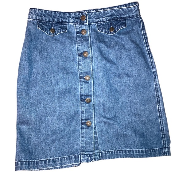 Old Navy Dresses & Skirts - Old Navy Denim A-Line Button-Front Midi Skirt